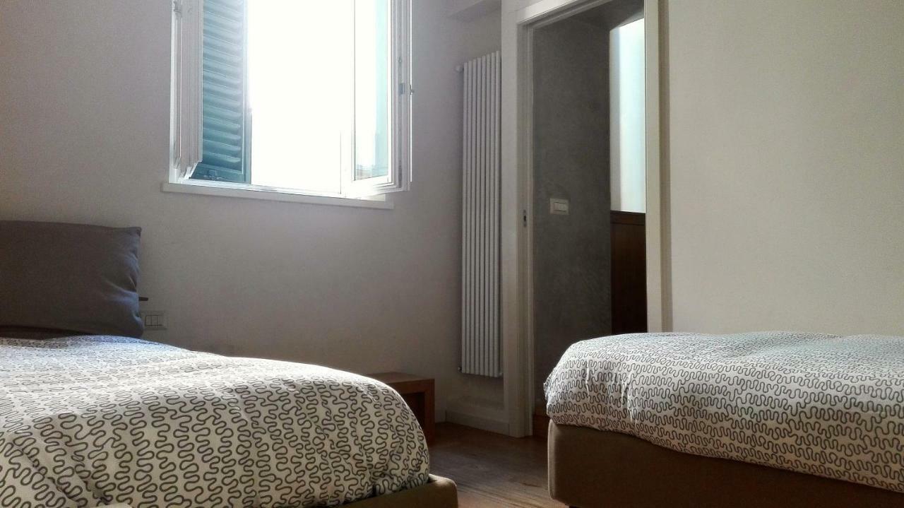 Appartamento Moderno In Centro Storico Lucca Exteriér fotografie