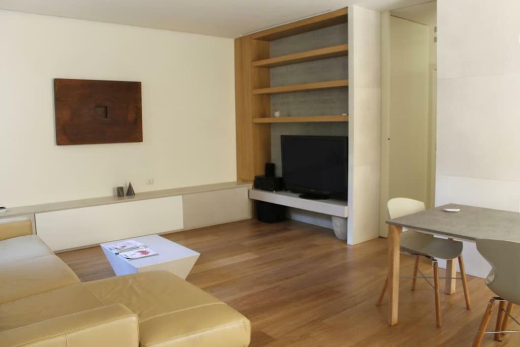 Appartamento Moderno In Centro Storico Lucca Exteriér fotografie